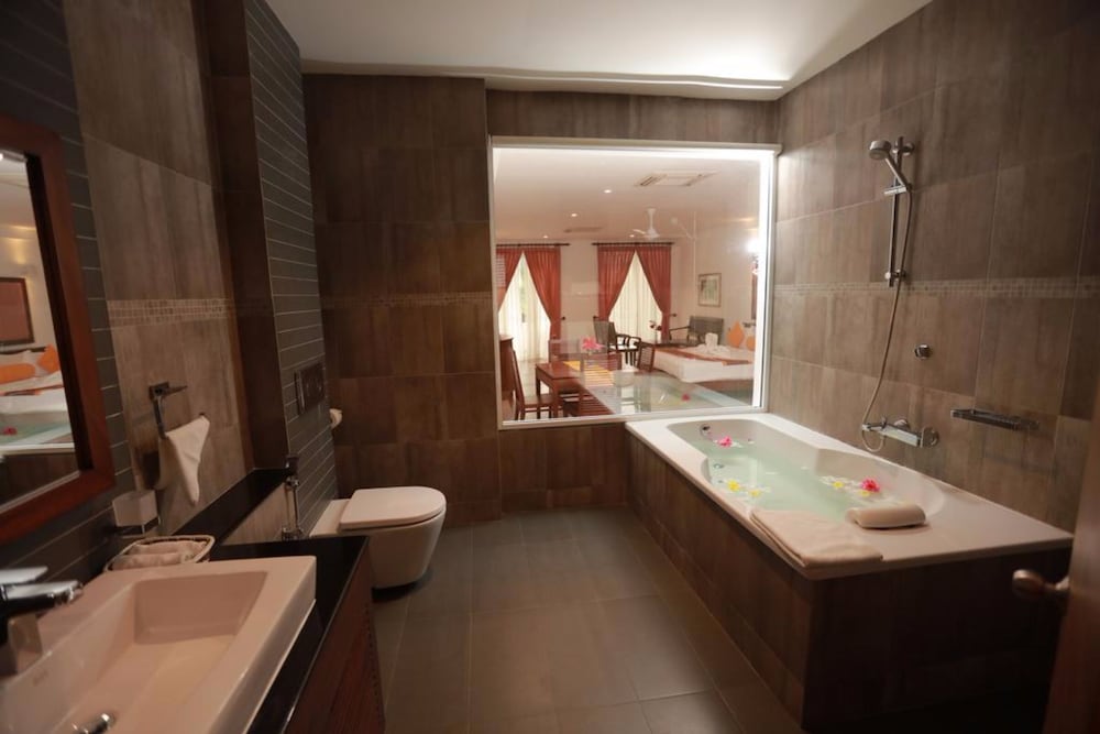 Фото Refresh Hotel