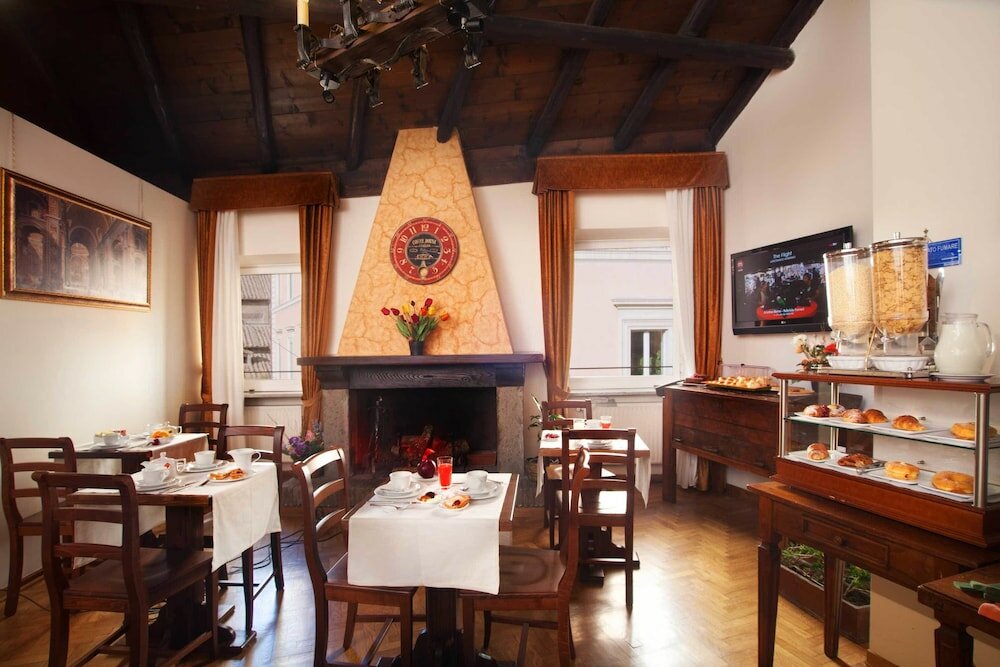 Фото Pantheon Inn