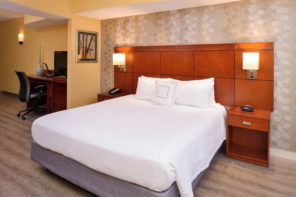 Фото Courtyard Marriott Victorville