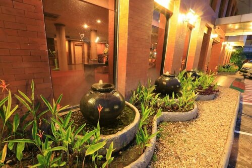 Гостиница Pin Hotel в Лампанге