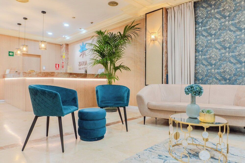 Фото Hotel Aeropuerto Sur