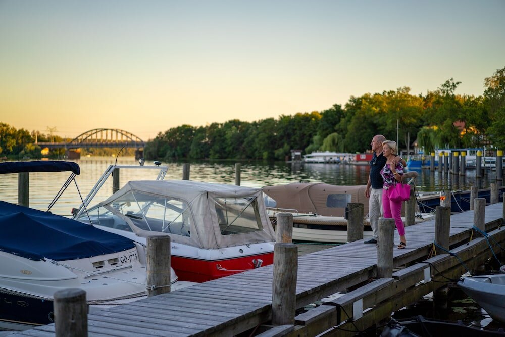 Фото Kongresshotel Potsdam am Templiner See