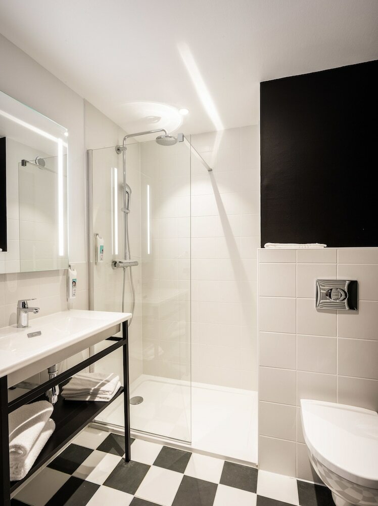 Фото Ibis Le Mans Centre Gare Nord