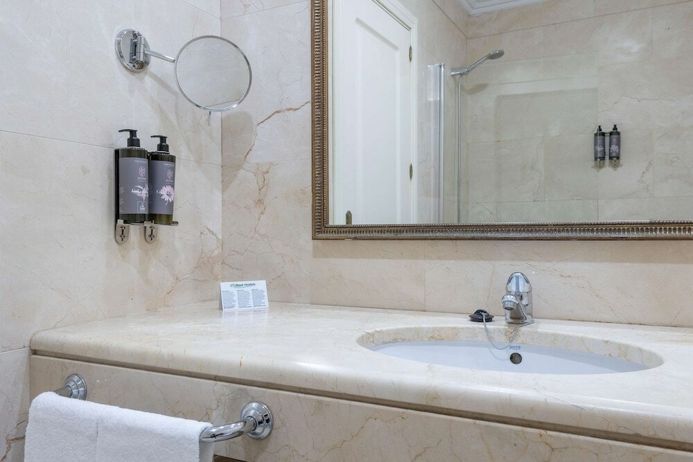 Фото Best Osuna Madrid Feria