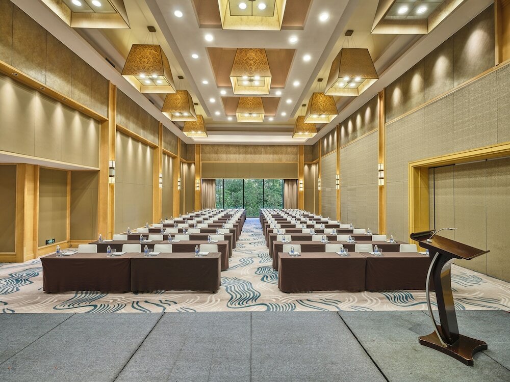 Фото Four Points by Sheraton Guangzhou Dongpu