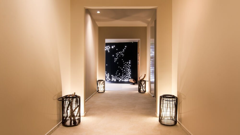 Фото The President