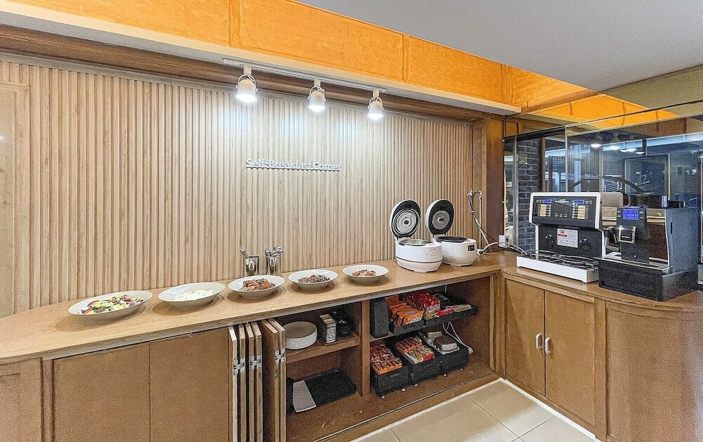 Фото Hotel Yeogiuhtte Gwangju Station