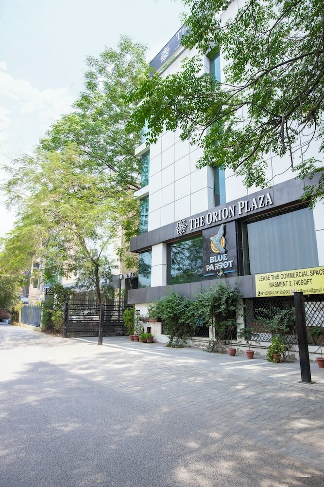 Фото The Orion Plaza