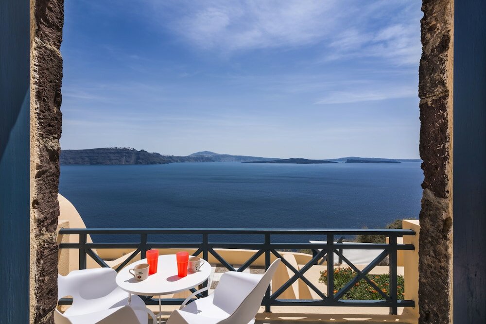 Фото Horizon Aeifos Suites