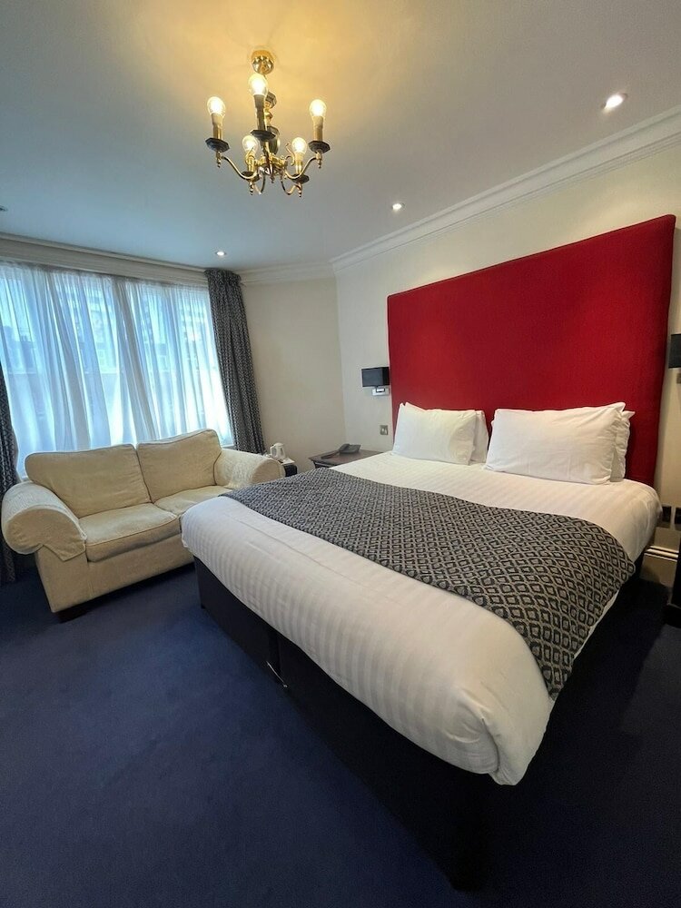 Фото Hotel La Place