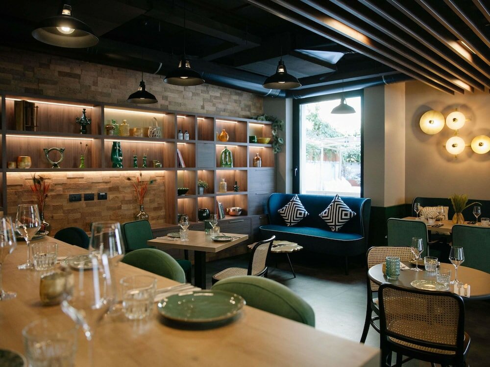 Фото  Mercure Rome Corso Trieste