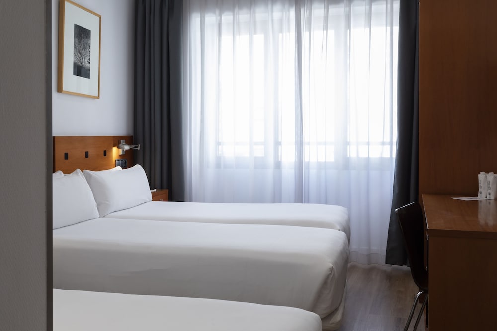 Фото Petit Palace Cliper Gran Vía