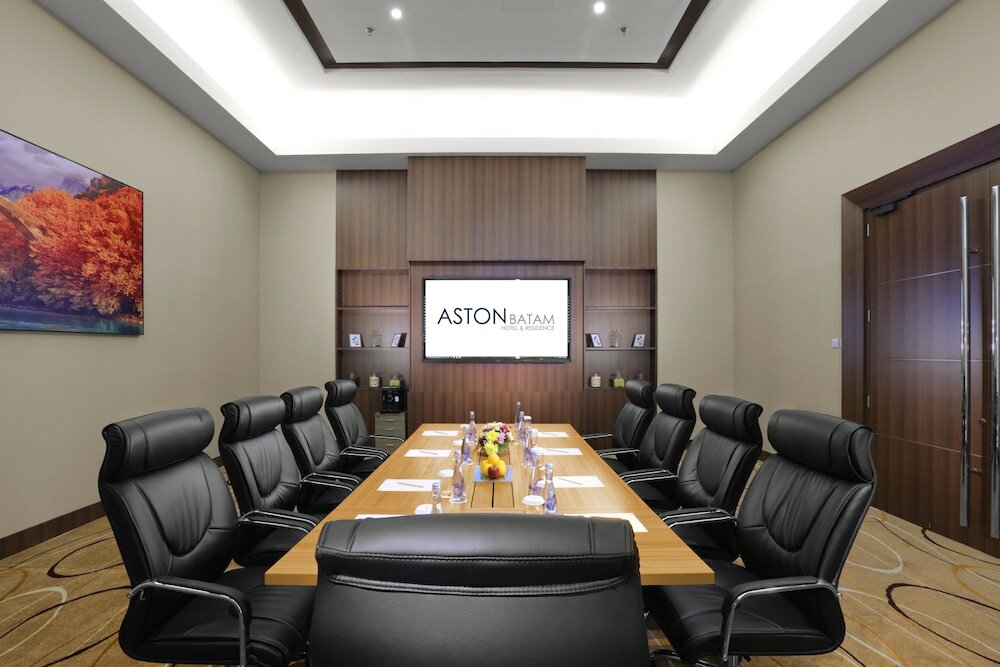 Фото Отель Aston Batam Hotel & Residences