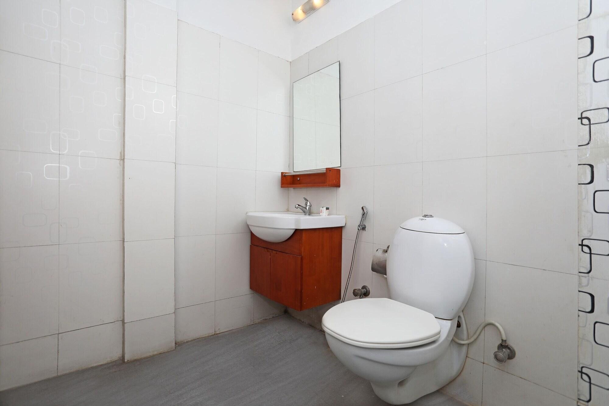 Фото Oyo 18490 Hotel Jagannath International