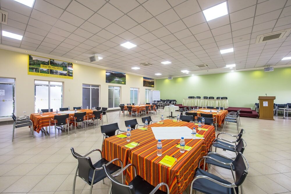 Фото Hotel Chez Lando