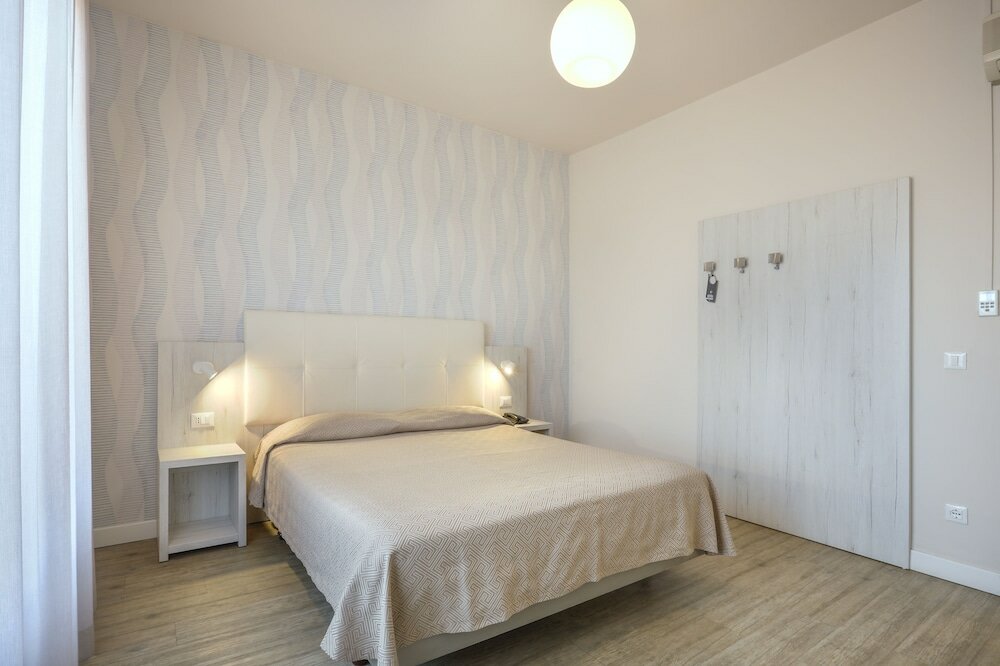 Фото Hotel Lupori