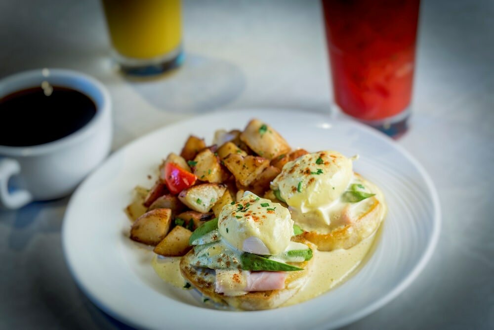 Фото Portola Hotel & SPA at Monterey Bay