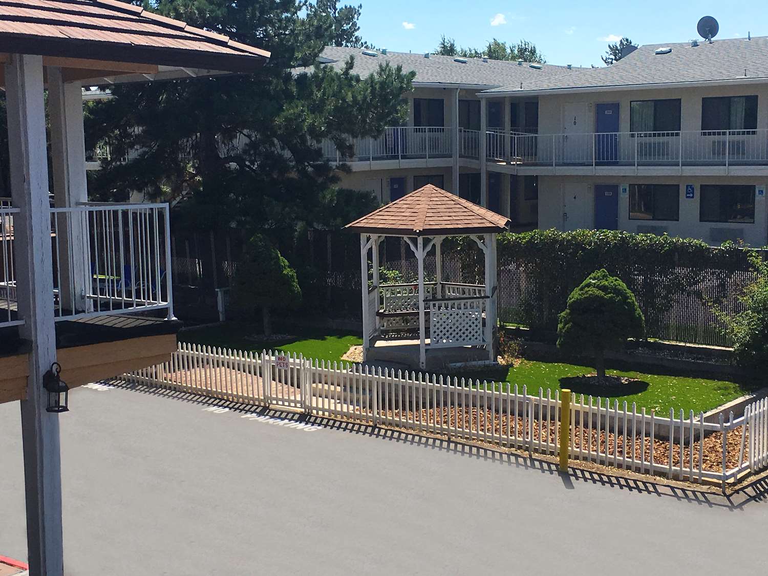 Фото Americas Best Value Inn Carson City