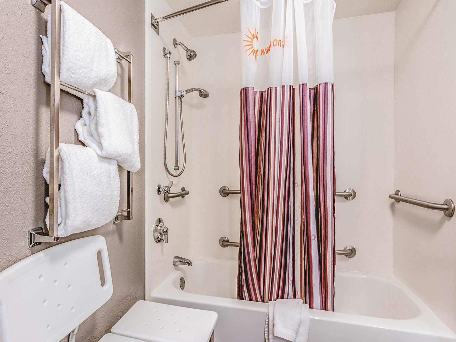 Фото La Quinta Inn by Wyndham Fresno Yosemite