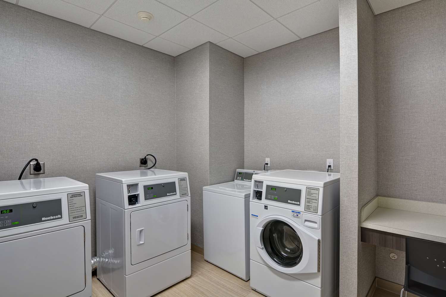 Фото Homewood Suites by Hilton West Bank Gretna