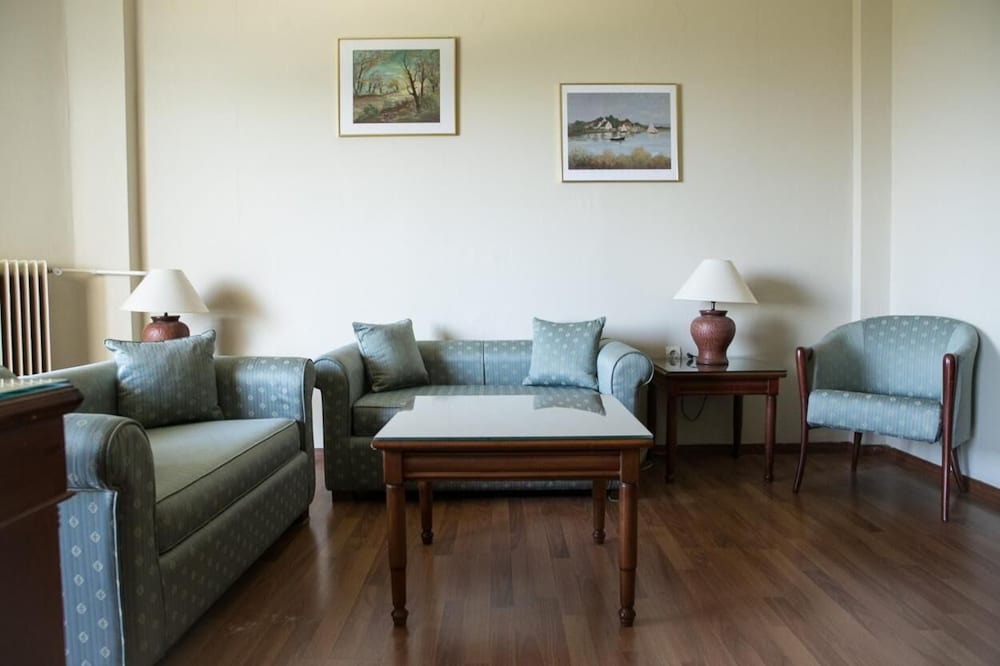 Фото Hotel Tzaki