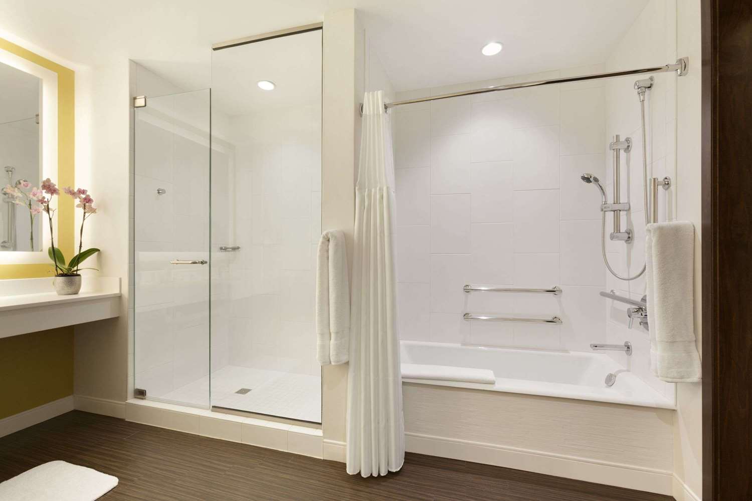 Фото The Alexander, a Dolce by Wyndham