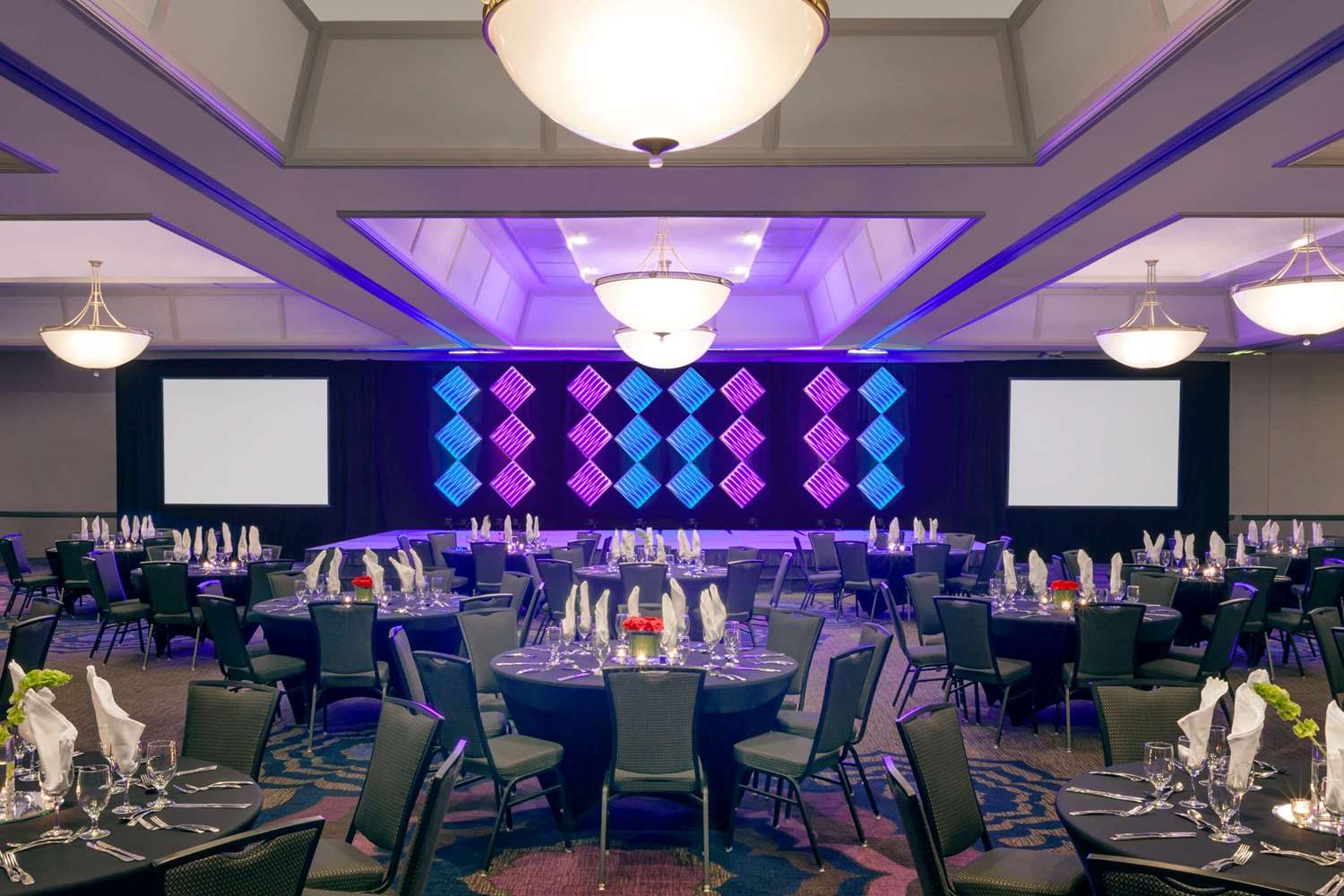 Фото Wyndham San Diego Bayside