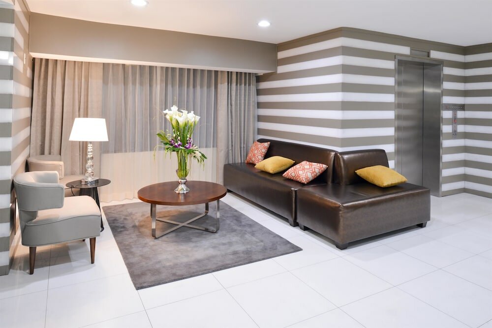 Фото Best Western Plus La Mid Town Hotel