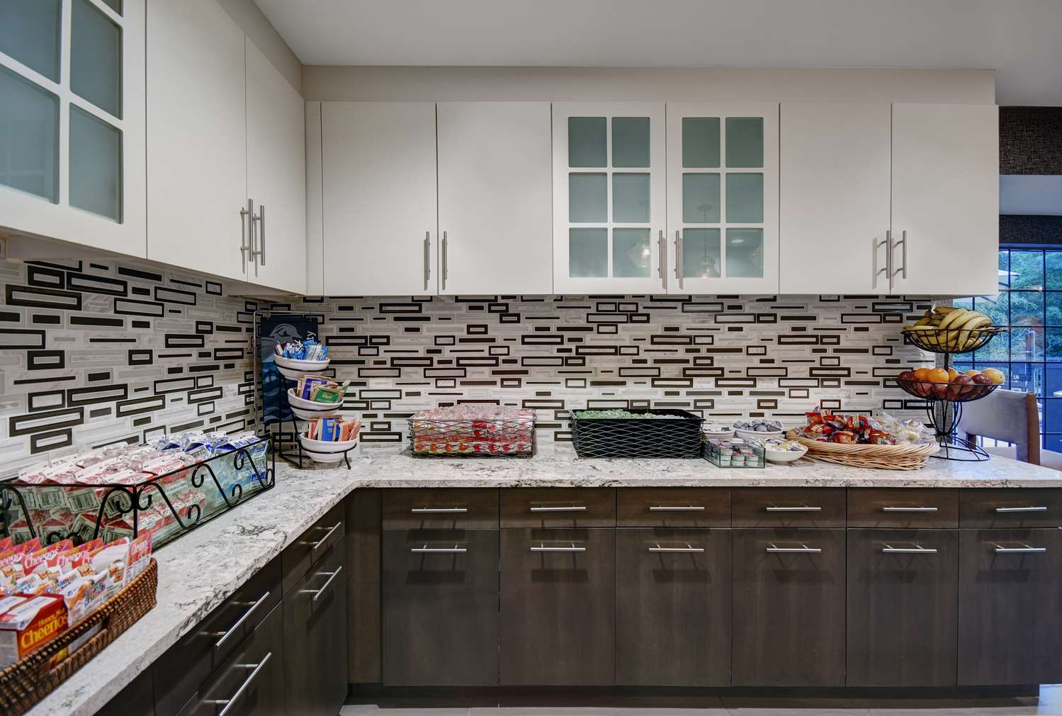 Фото Homewood Suites by Hilton Eatontown