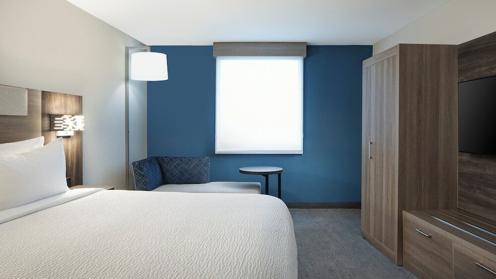 Фото Holiday Inn Dallas Market Center, an Ihg Hotel