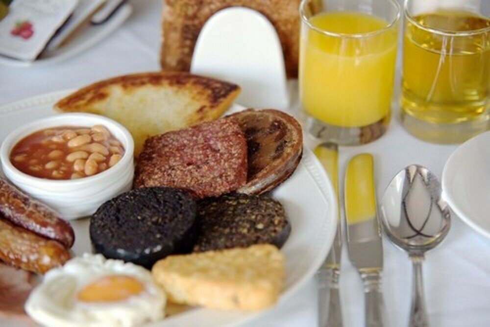 Фото Oyo Inverour Guest House