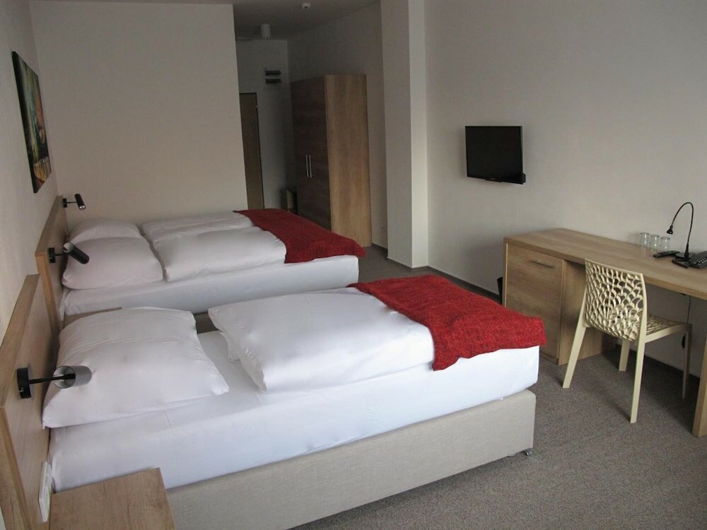 Фото Hotel Kapitol