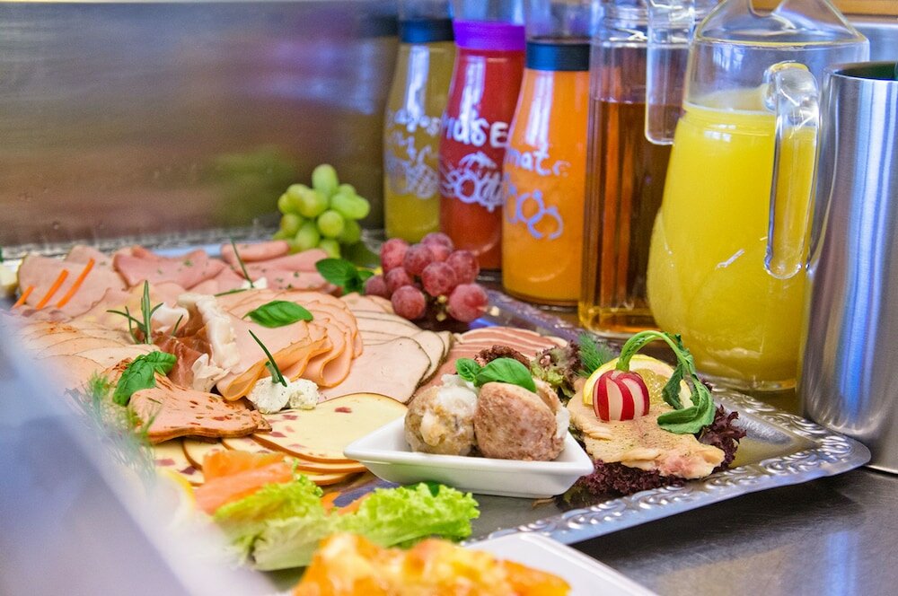 Фото Hotel-Restaurant Kastanienhof Lauingen