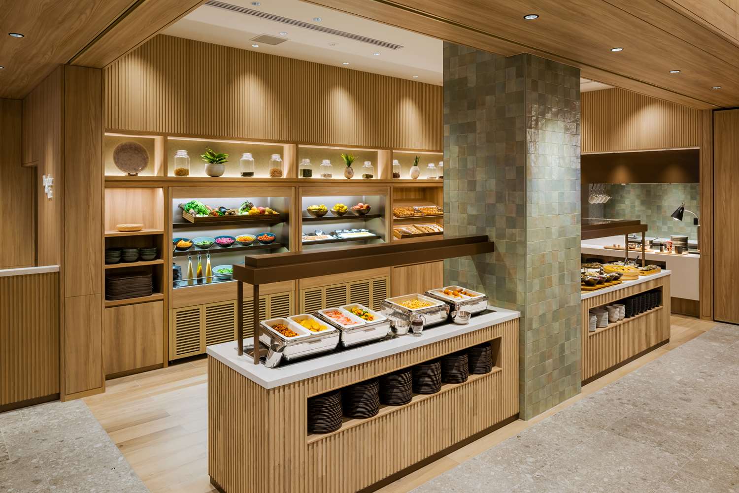 Фото Hilton Garden Inn Kyoto Shijo Karasuma