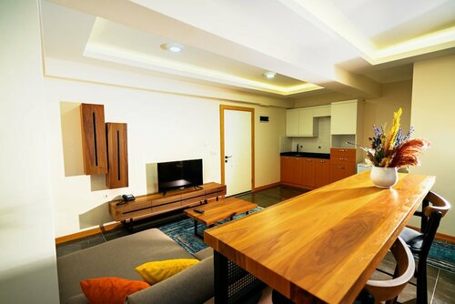 Гостиница Continent Luxury Suites в Адапазары