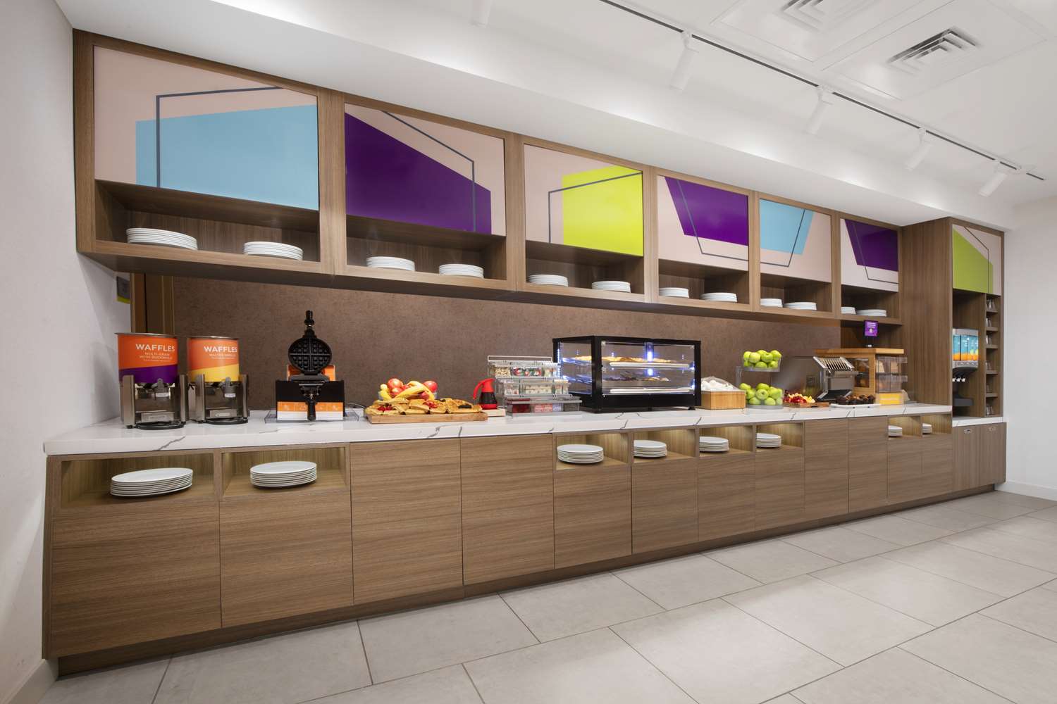 Фото Home2 Suites by Hilton Albuquerque Airport