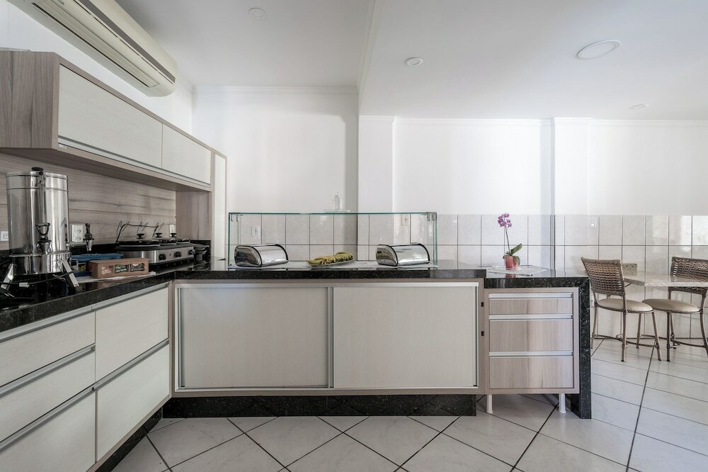 Фото Pousada Enseada dos Golfinhos