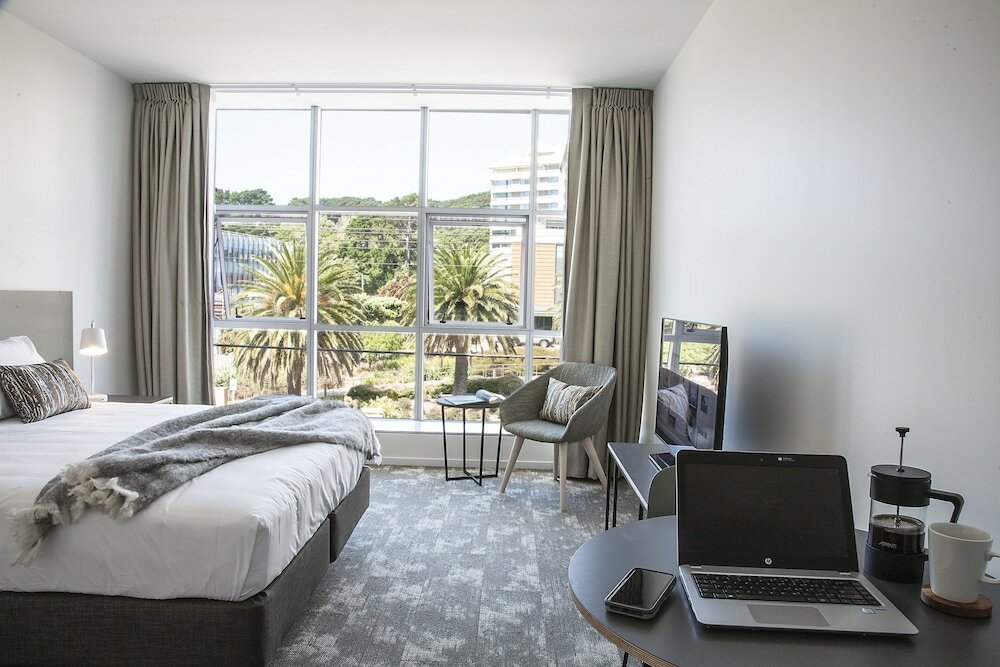 Фото Sojourn Apartment Hotel - Riddiford