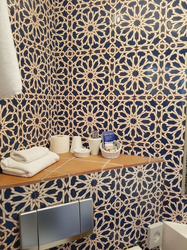 Фото Hotel Robert Mayer