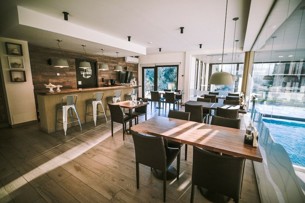 Фото Awka Apart Hotel