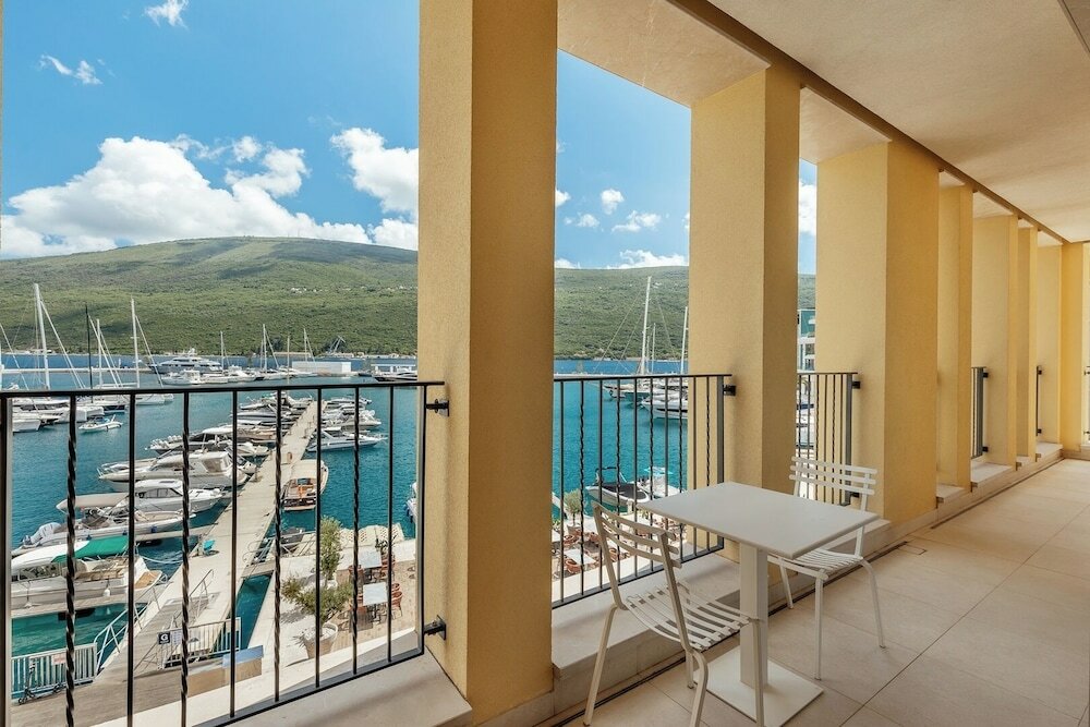 Фото Portonovi Resort