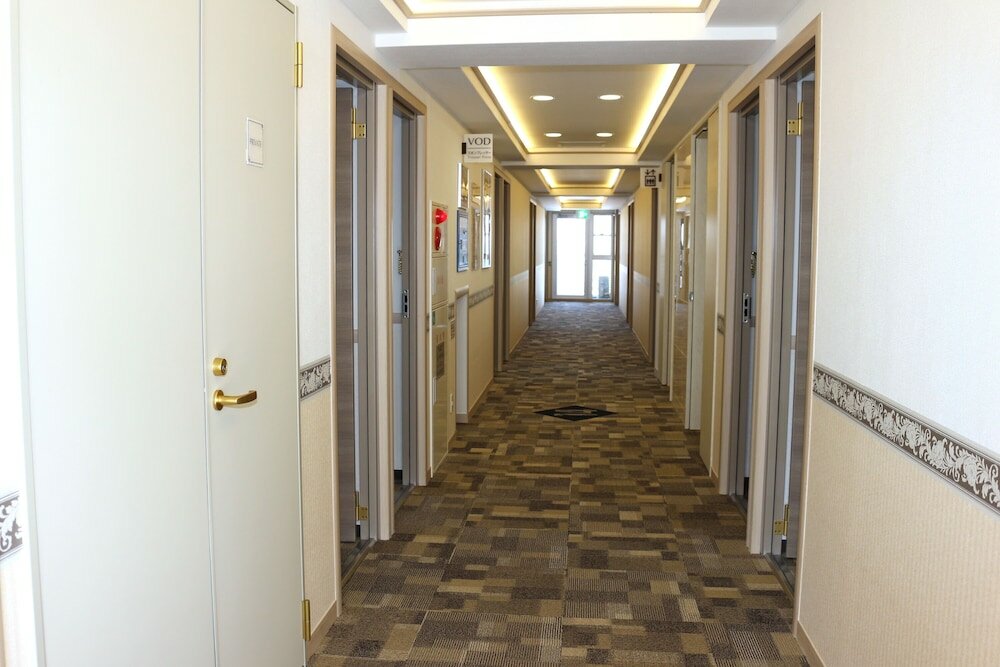 Фото Toyoko Inn Shin-Aomori-eki Higashi-guchi