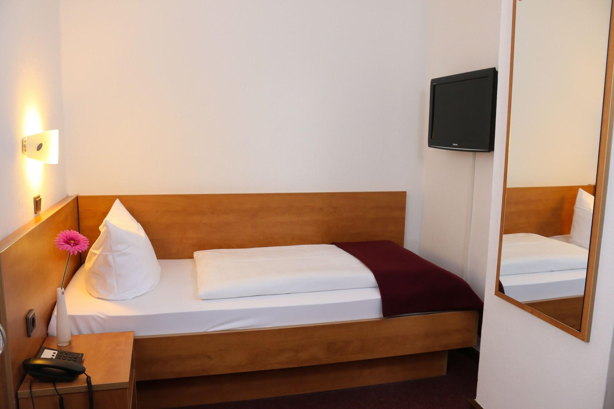 Фото City Hotel Journal