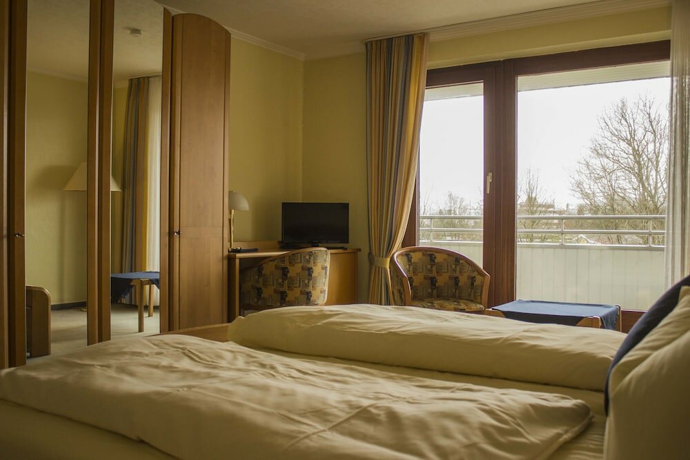 Фото Hotel Am Friesenstrand