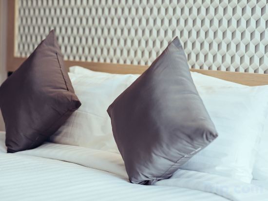 Фото Three Sukhumvit Hotel