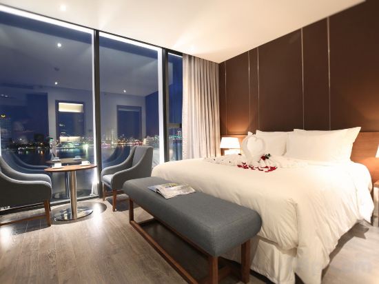 Фото Avora Hotel