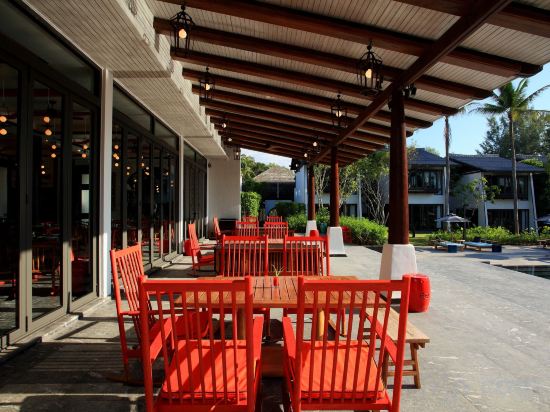 Фото Baba Beach Club Natai