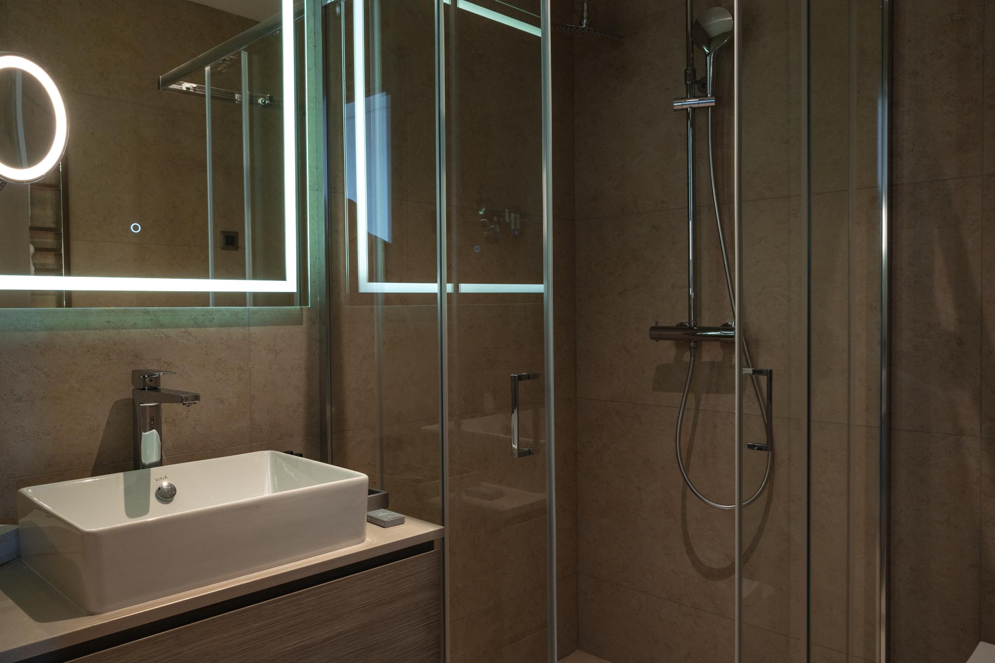 Фото Noble Millennium Panorama