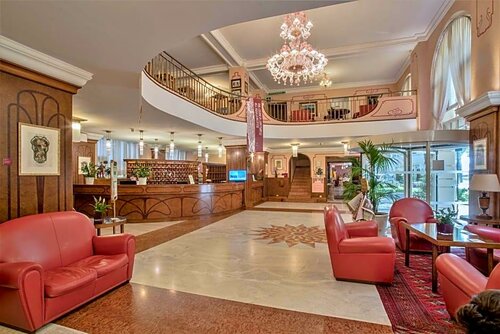Гостиница Grand Hotel Astoria в Градо