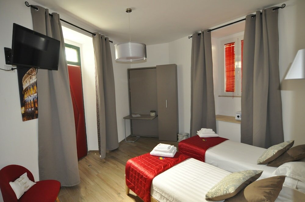 Фото Flatinrome Trastevere Deluxe Rooms